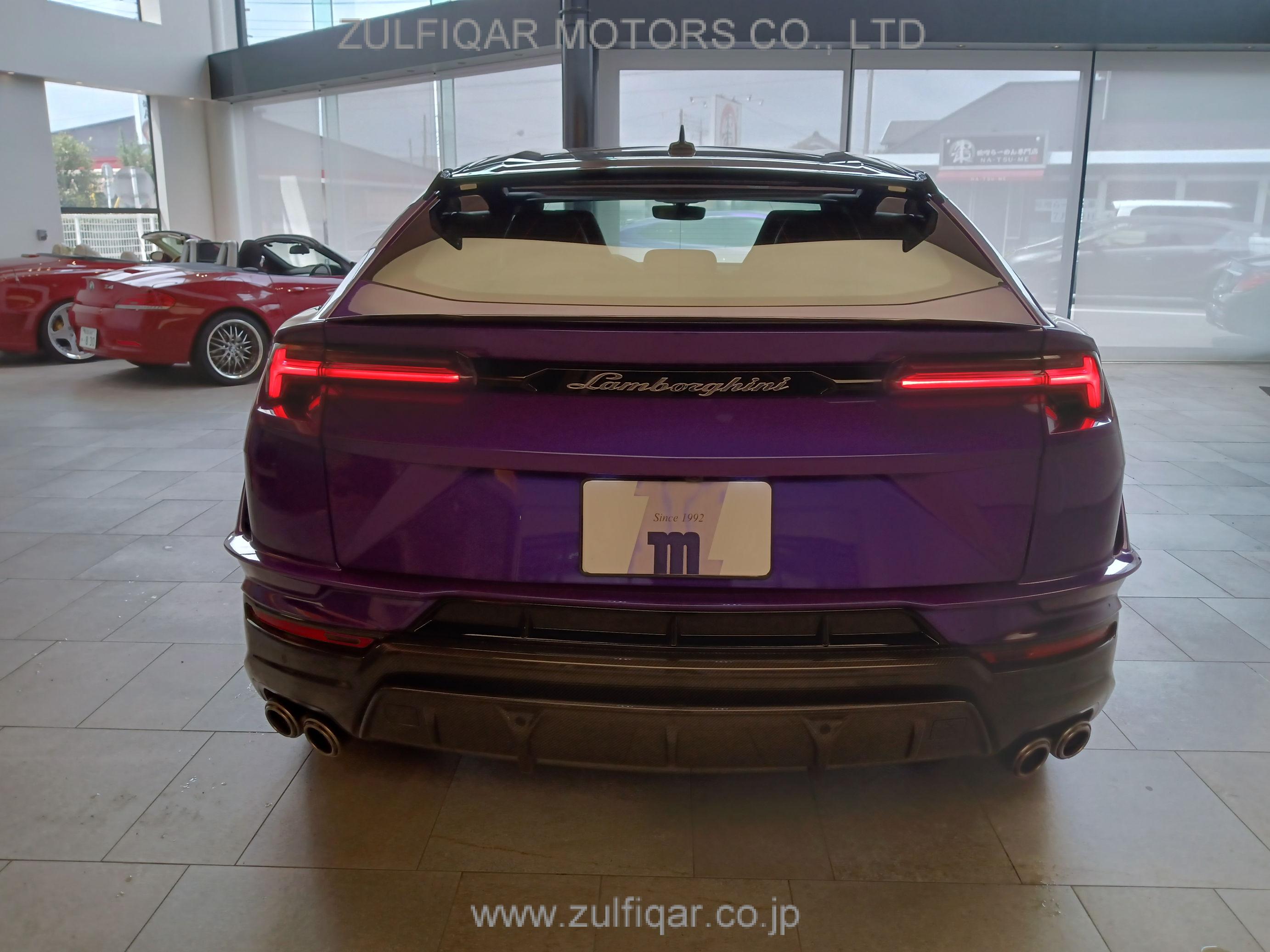 LAMBORGHINI URUS 2023 Image 24