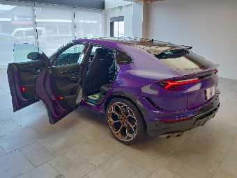 LAMBORGHINI URUS 2023 Image 23