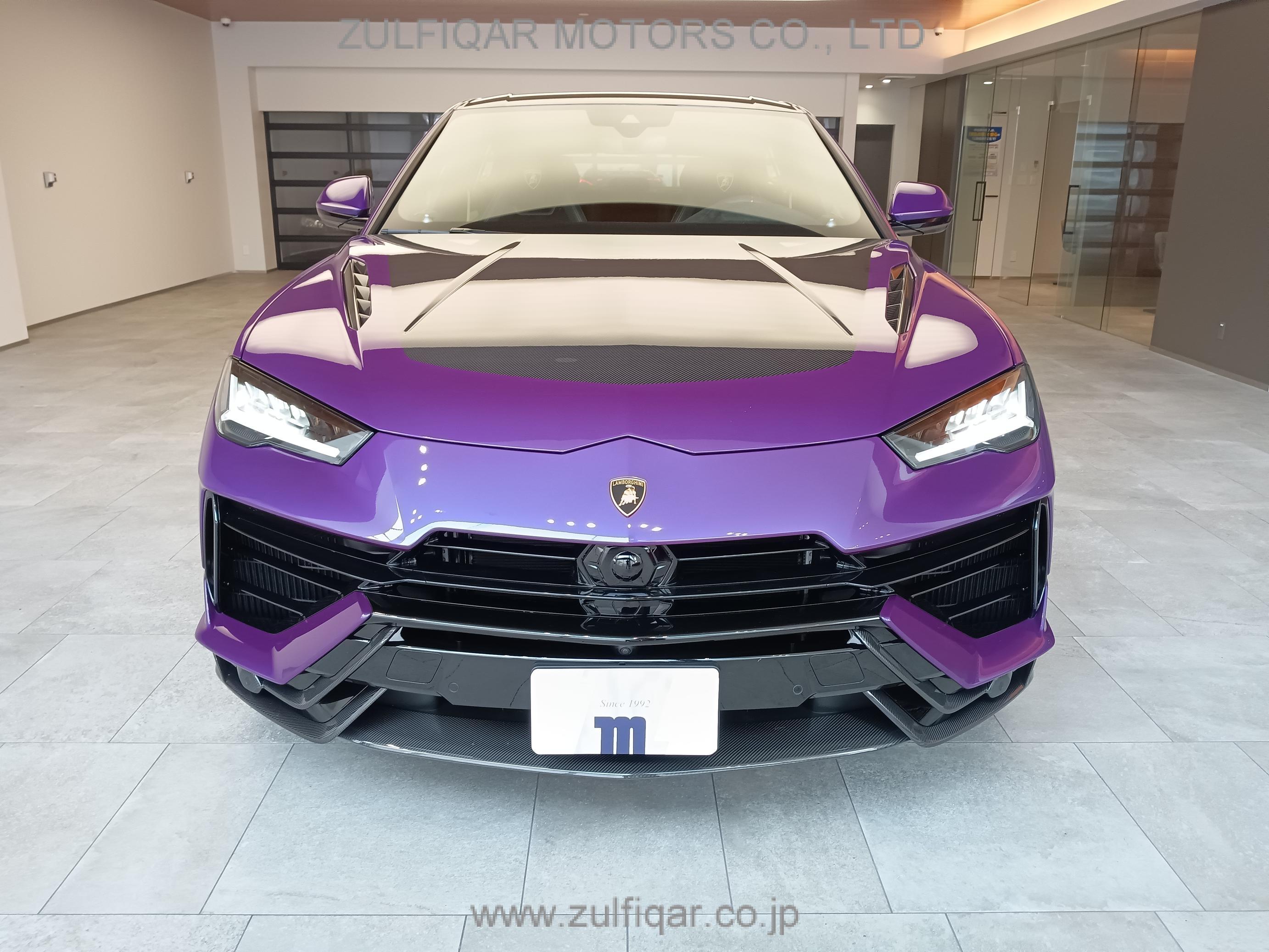 LAMBORGHINI URUS 2023 Image 4