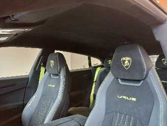 LAMBORGHINI URUS 2023 Image 42