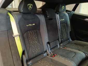 LAMBORGHINI URUS 2023 Image 50