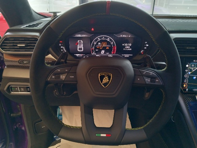 LAMBORGHINI URUS 2023 Image 73