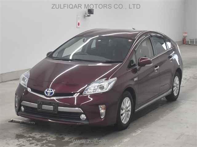 TOYOTA PRIUS PHV 2013 Image 4