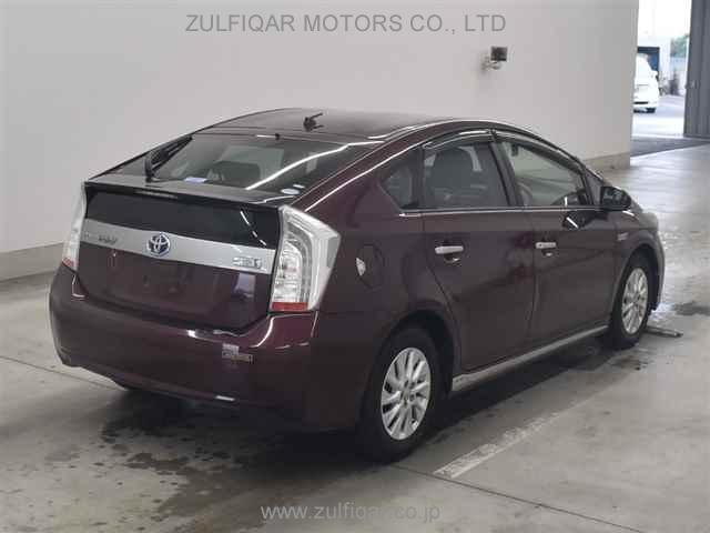 TOYOTA PRIUS PHV 2013 Image 5