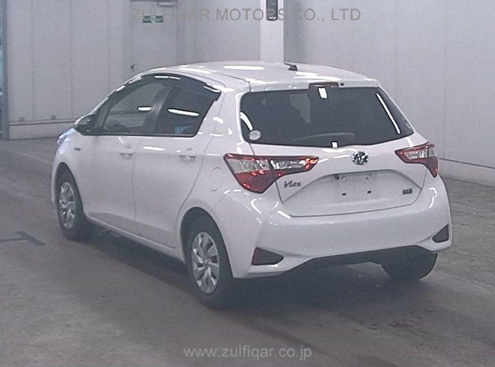 TOYOTA VITZ 2019 Image 2