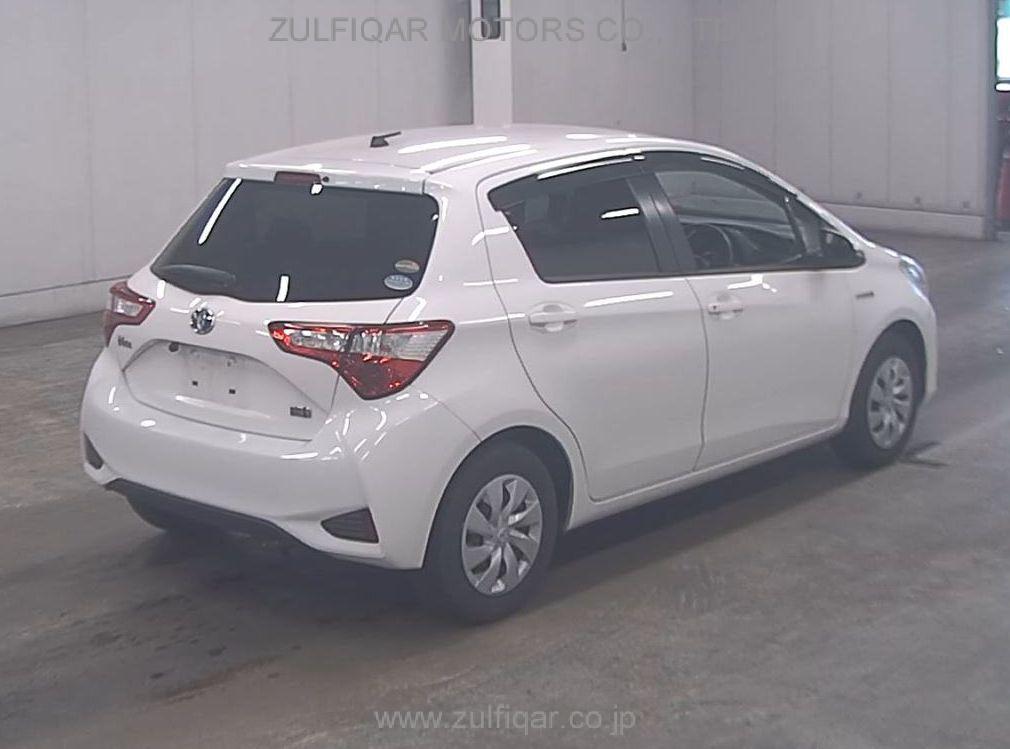 TOYOTA VITZ 2019 Image 5