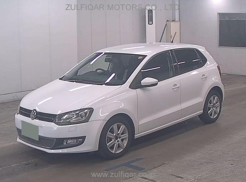 VOLKSWAGEN POLO 2012 Image 4