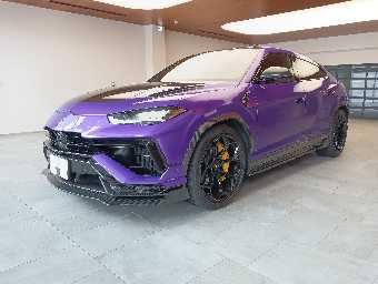 LAMBORGHINI URUS 2024 Image 1