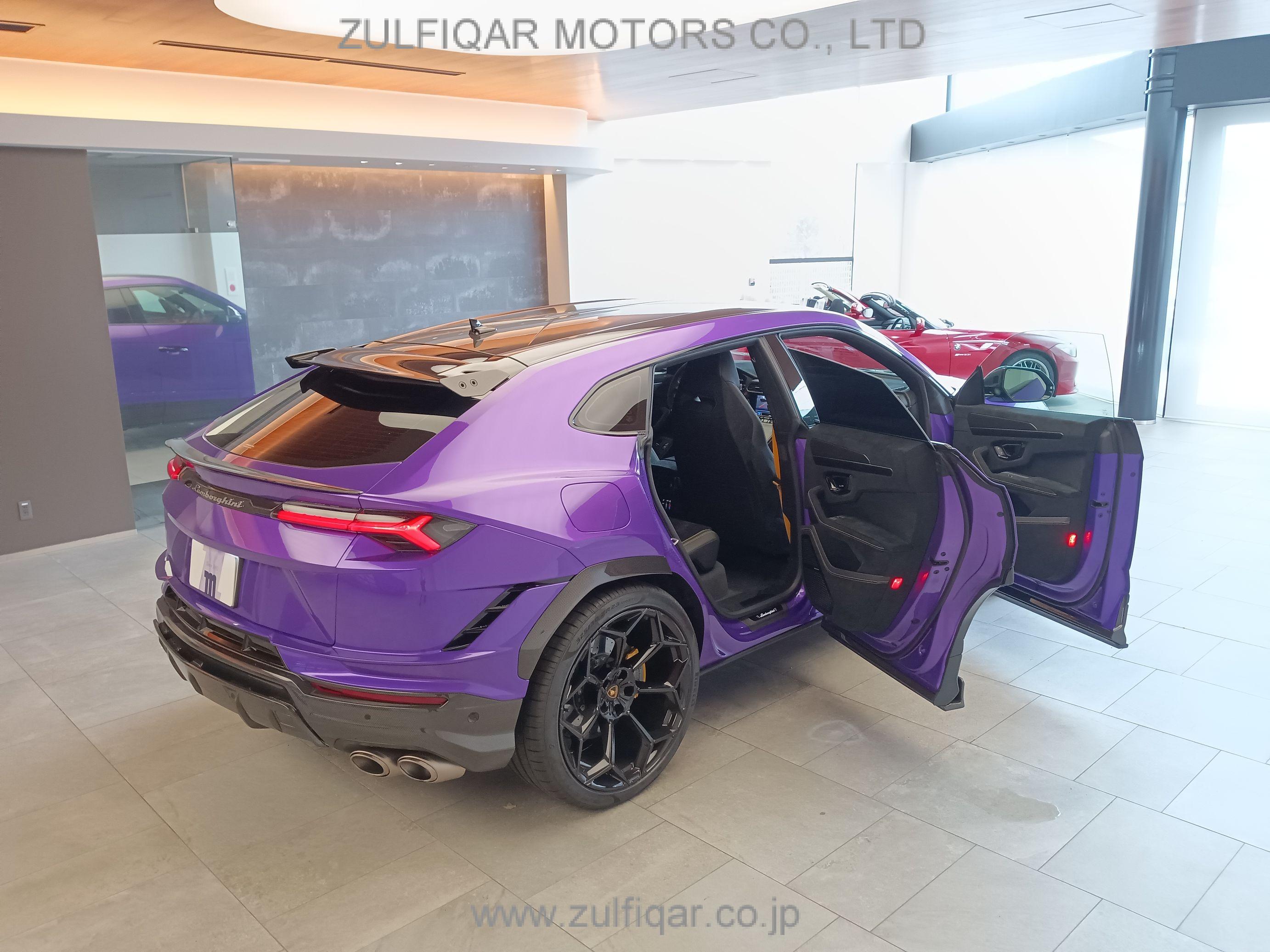 LAMBORGHINI URUS 2024 Image 23