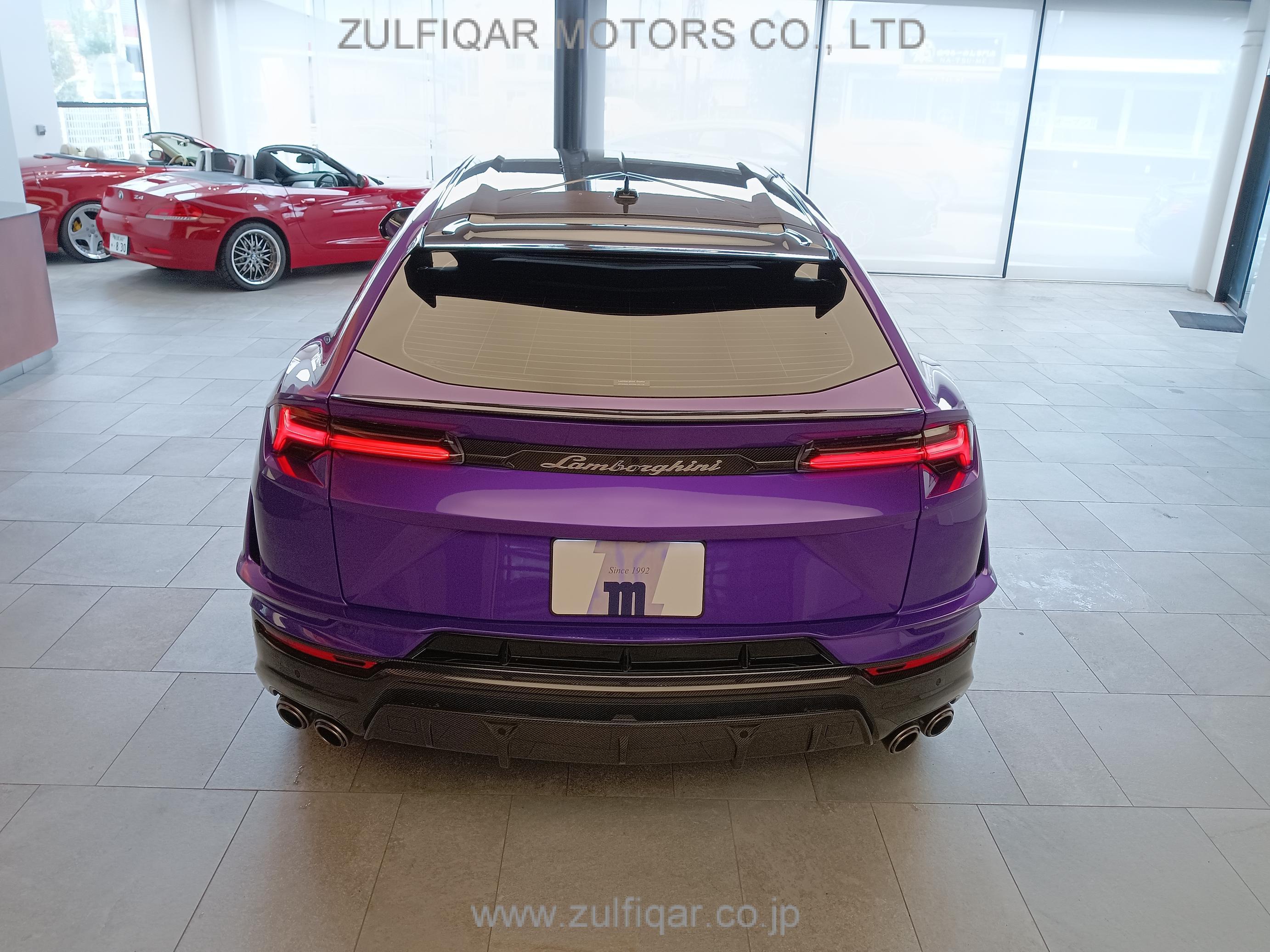 LAMBORGHINI URUS 2024 Image 33