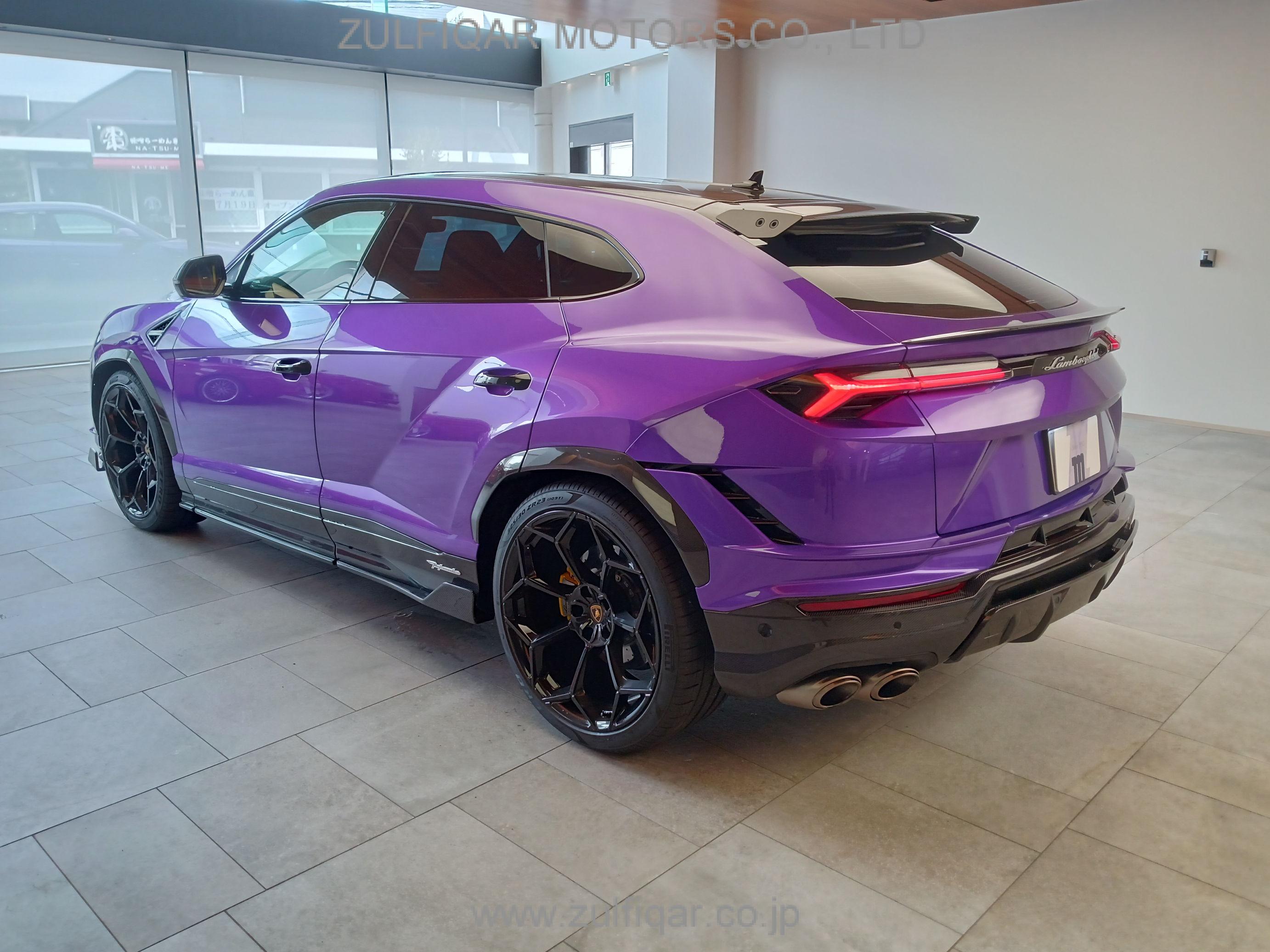 LAMBORGHINI URUS 2024 Image 34