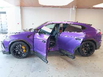 LAMBORGHINI URUS 2024 Image 33