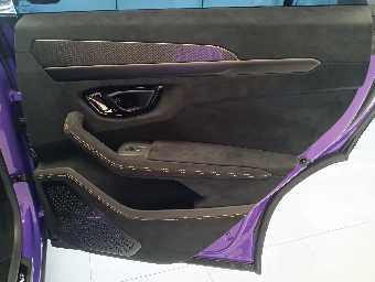 LAMBORGHINI URUS 2024 Image 68