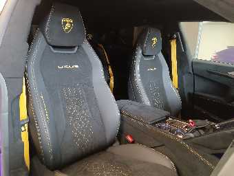 LAMBORGHINI URUS 2024 Image 71