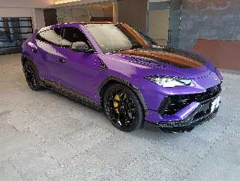 LAMBORGHINI URUS 2024 Image 10