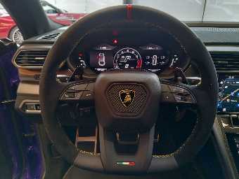 LAMBORGHINI URUS 2024 Image 81