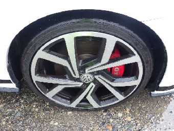 VOLKSWAGEN GOLF GTI 2016 Image 5