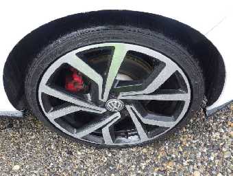 VOLKSWAGEN GOLF GTI 2016 Image 7