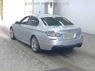 BMW 5 SERIES 2011 Image 2