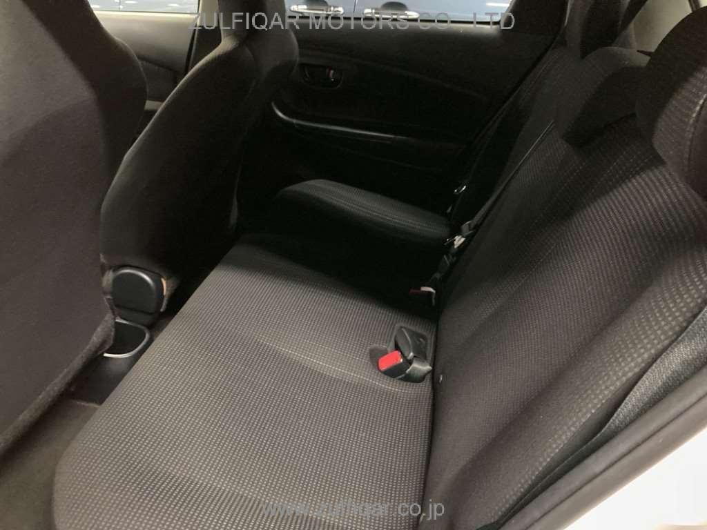 TOYOTA VITZ 2019 Image 11