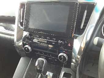 TOYOTA ALPHARD 2020 Image 10