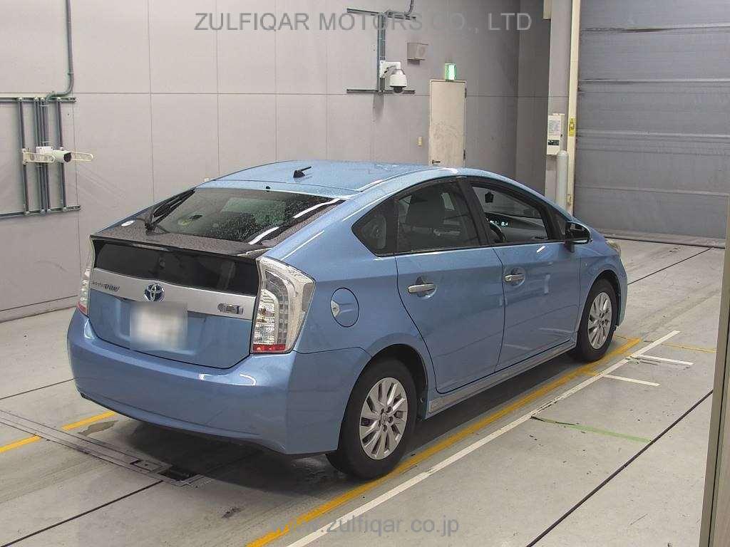 TOYOTA PRIUS PHV 2014 Image 2