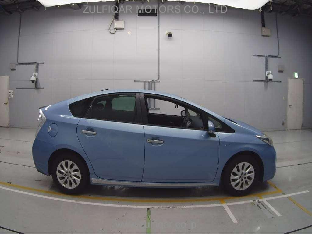 TOYOTA PRIUS PHV 2014 Image 3