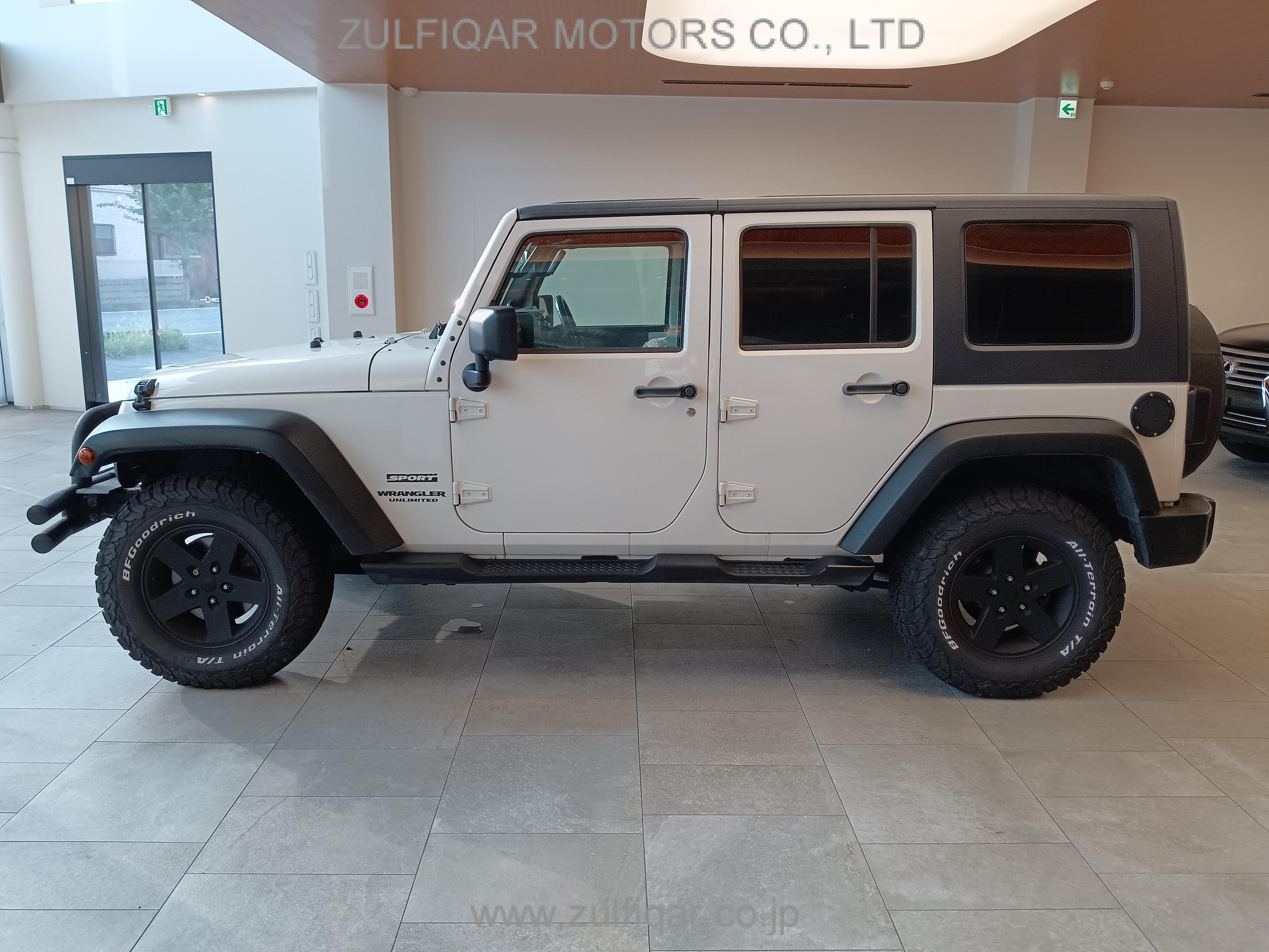 JEEP WRANGLER UNLIMITED 2010 Image 12