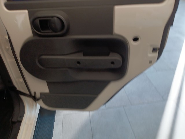 JEEP WRANGLER UNLIMITED 2010 Image 27