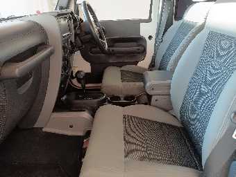 JEEP WRANGLER UNLIMITED 2010 Image 23