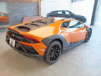LAMBORGHINI HURACAN 2023 Image 23
