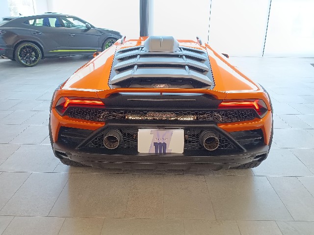 LAMBORGHINI HURACAN 2023 Image 30