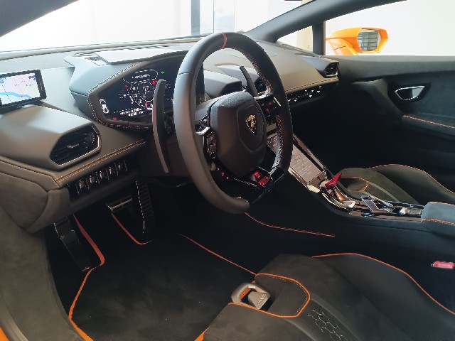 LAMBORGHINI HURACAN 2023 Image 39