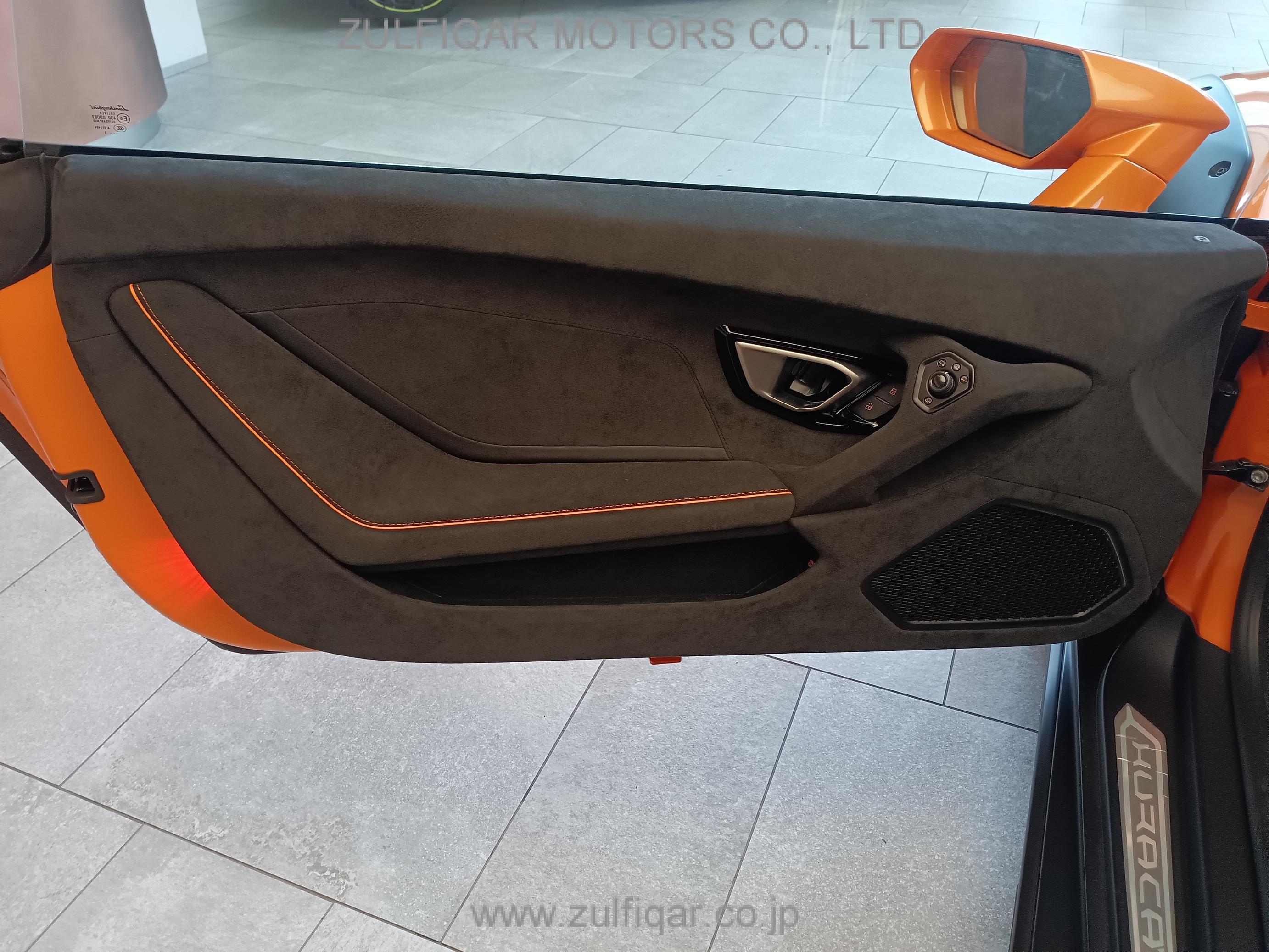 LAMBORGHINI HURACAN 2023 Image 45