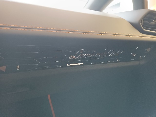 LAMBORGHINI HURACAN 2023 Image 65