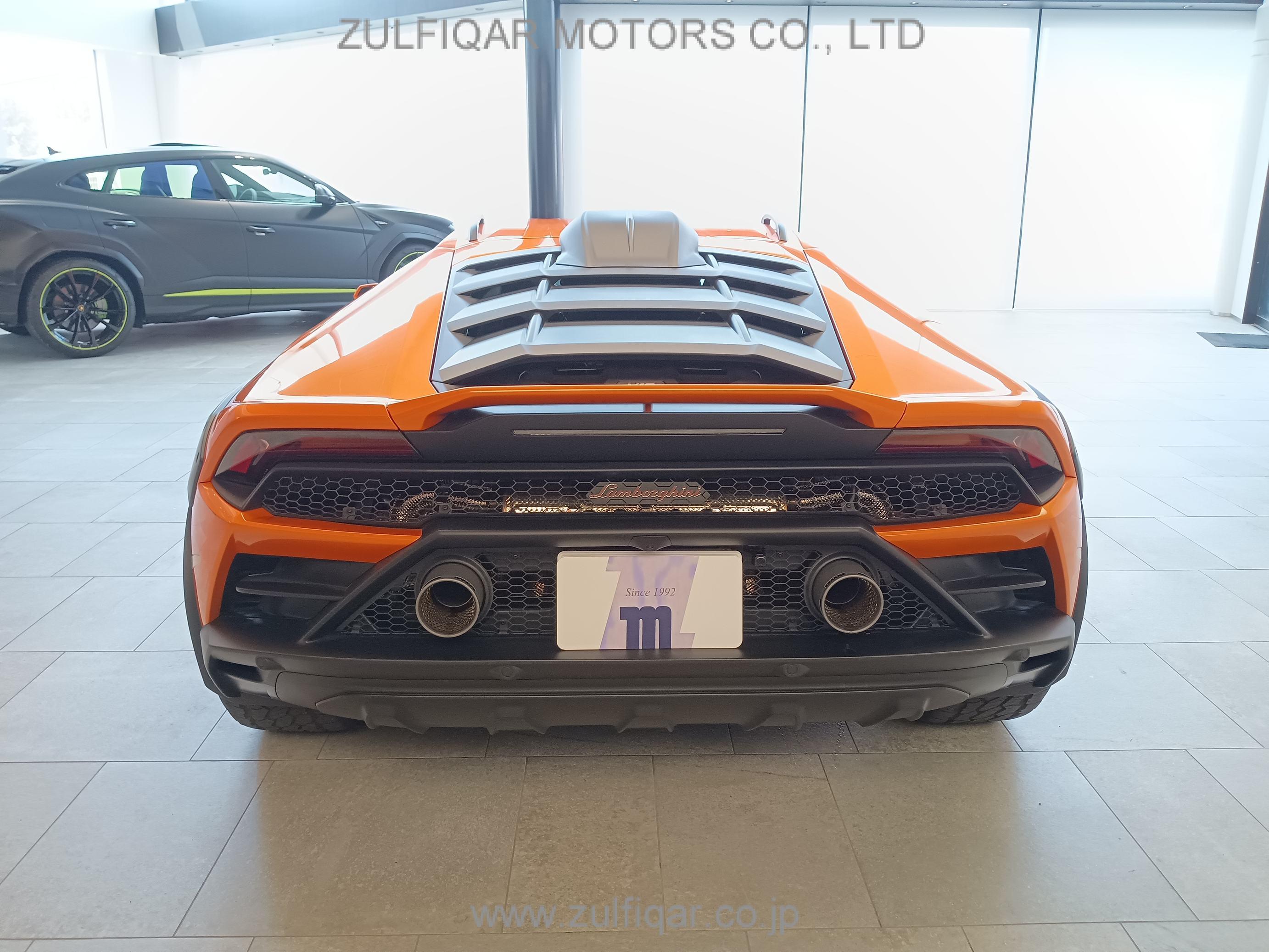 LAMBORGHINI HURACAN 2023 Image 8