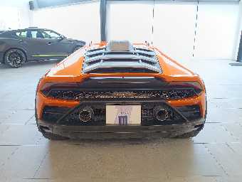LAMBORGHINI HURACAN 2023 Image 8