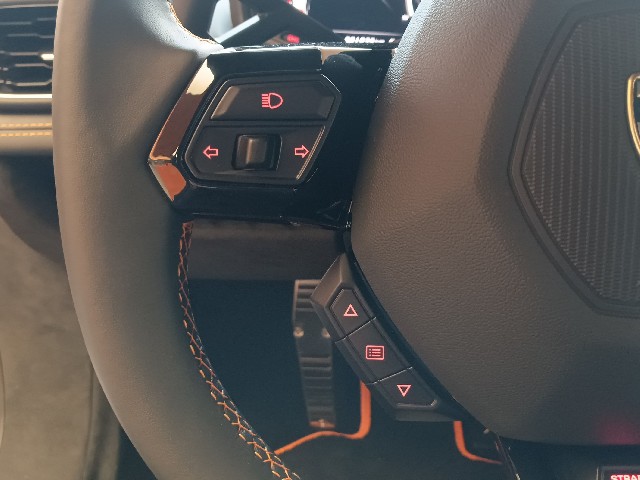 LAMBORGHINI HURACAN 2023 Image 72