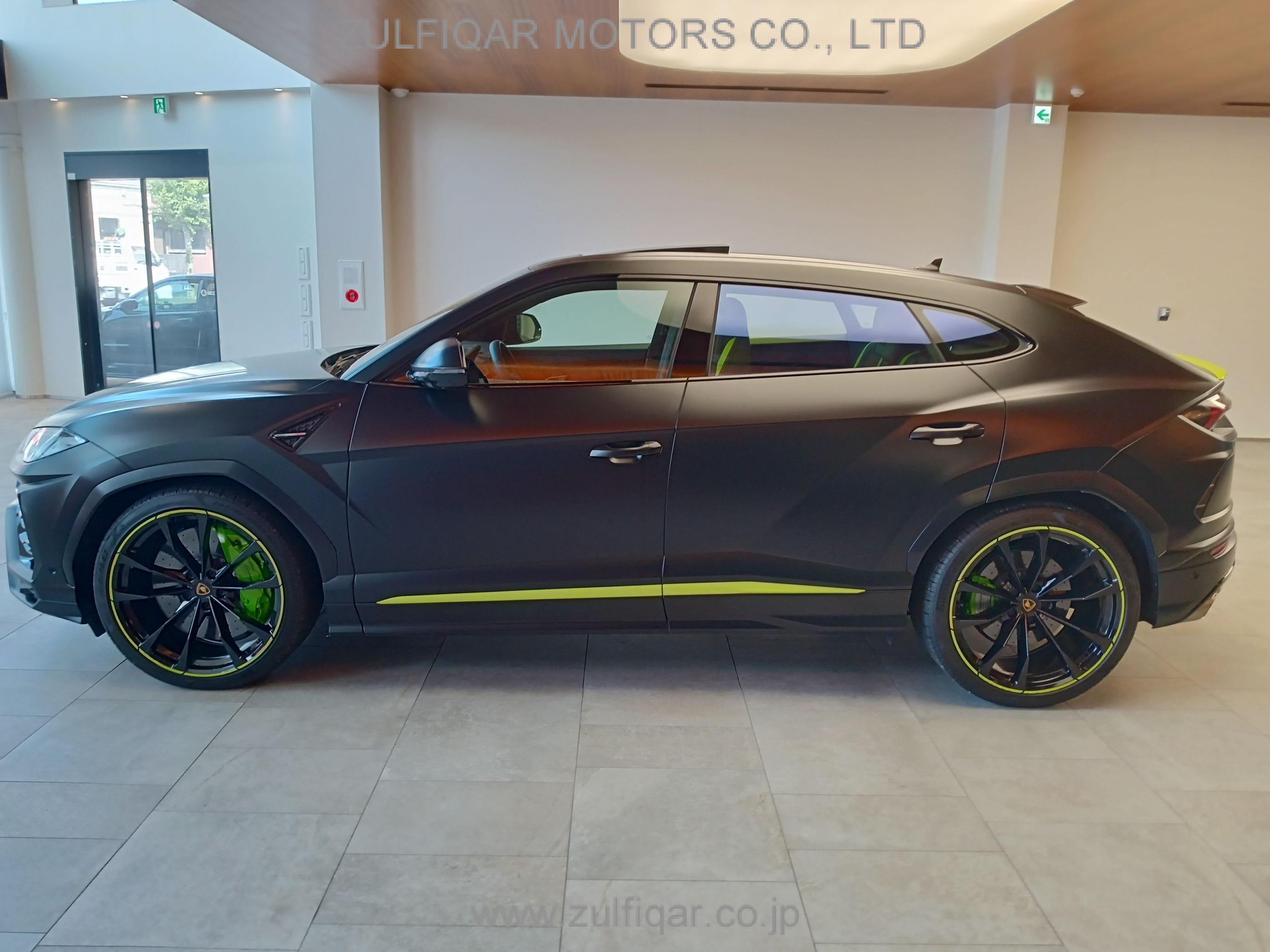 LAMBORGHINI URUS 2022 Image 12