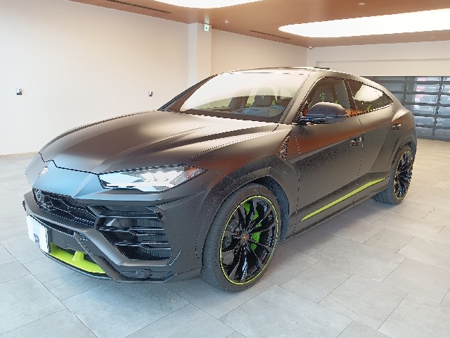 LAMBORGHINI URUS 2022 Image 19