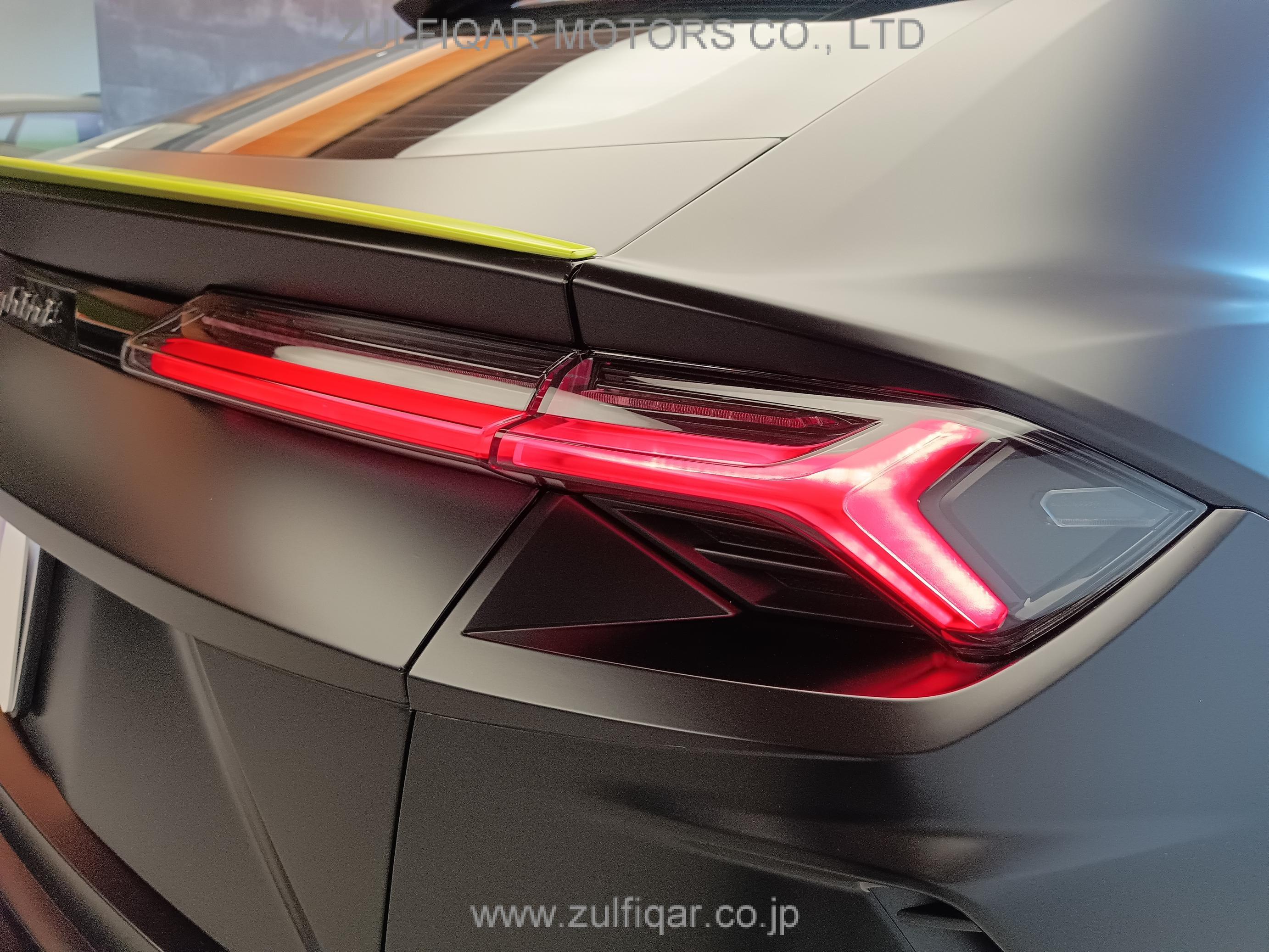 LAMBORGHINI URUS 2022 Image 25