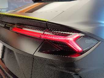 LAMBORGHINI URUS 2022 Image 19
