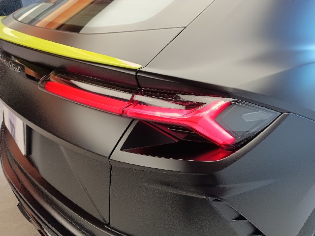 LAMBORGHINI URUS 2022 Image 26