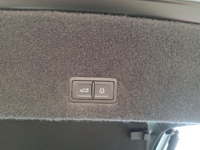 LAMBORGHINI URUS 2022 Image 41