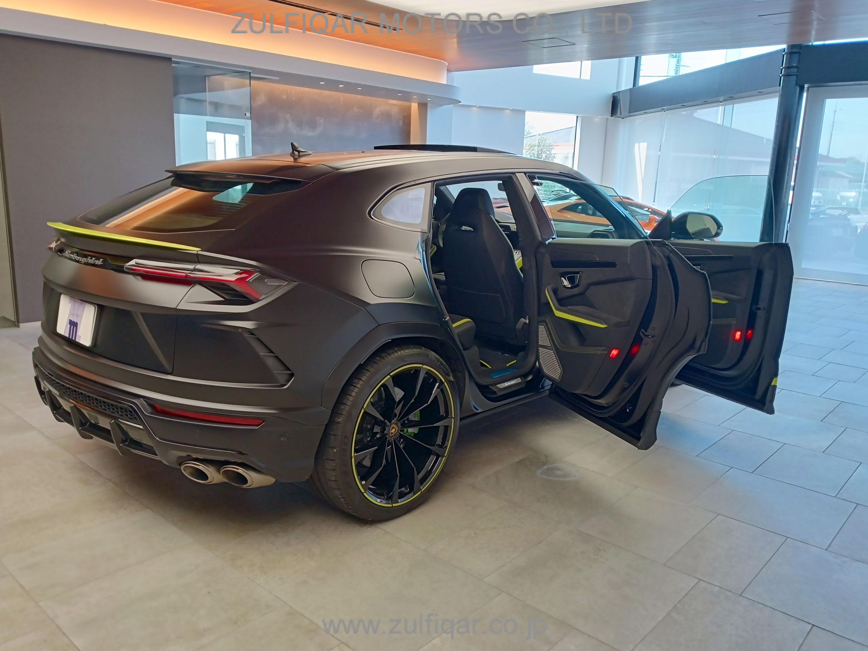 LAMBORGHINI URUS 2022 Image 6