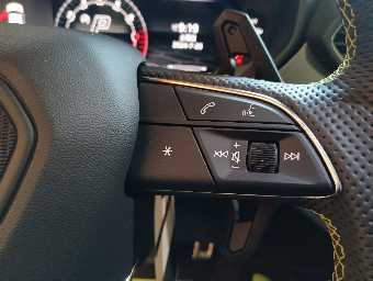 LAMBORGHINI URUS 2022 Image 55