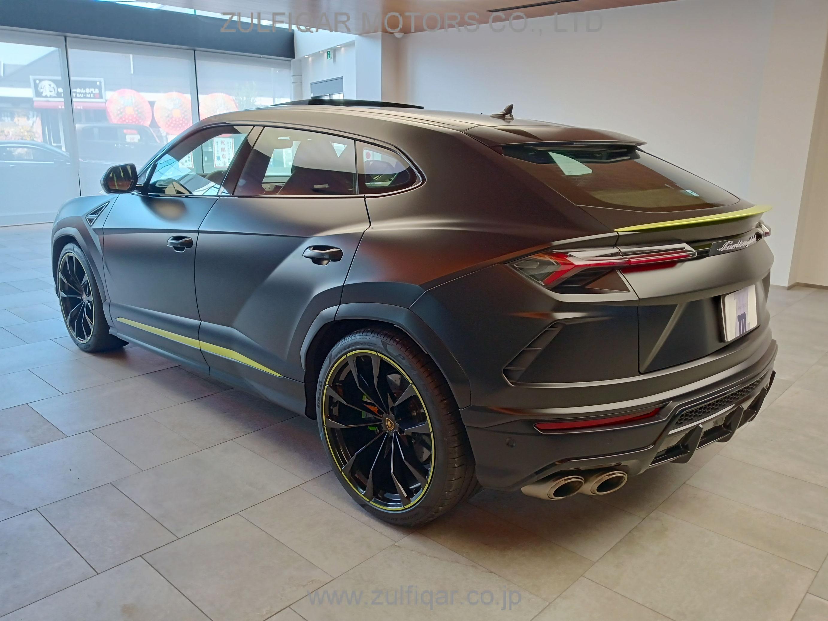 LAMBORGHINI URUS 2022 Image 9