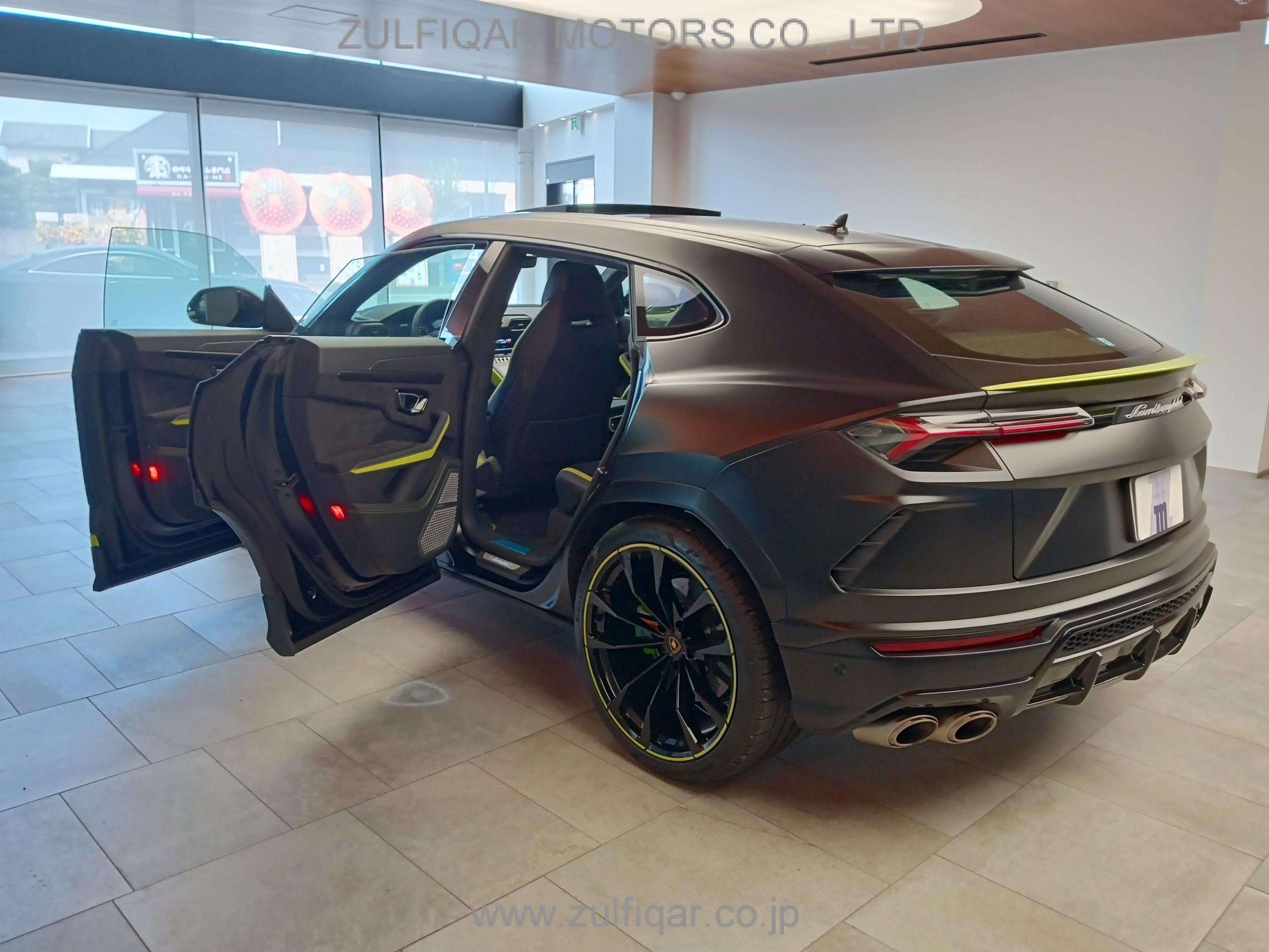 LAMBORGHINI URUS 2022 Image 10