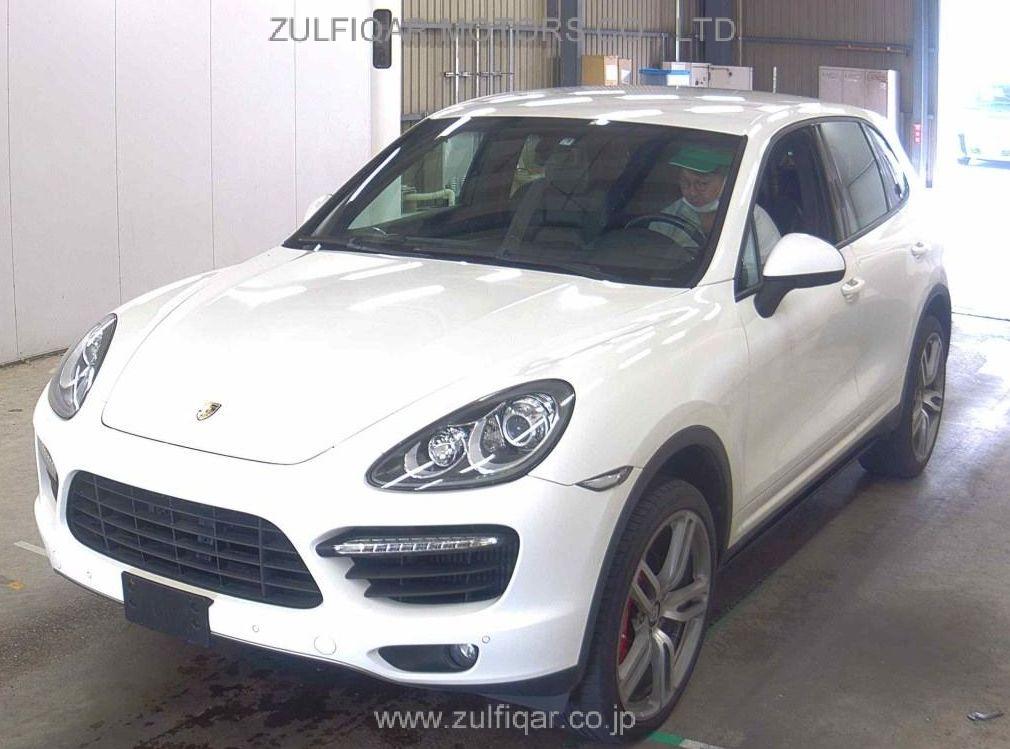 PORSCHE CAYENNE 2011 Image 1