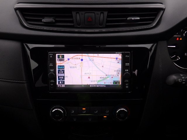 NISSAN X-TRAIL 2018 Image 28